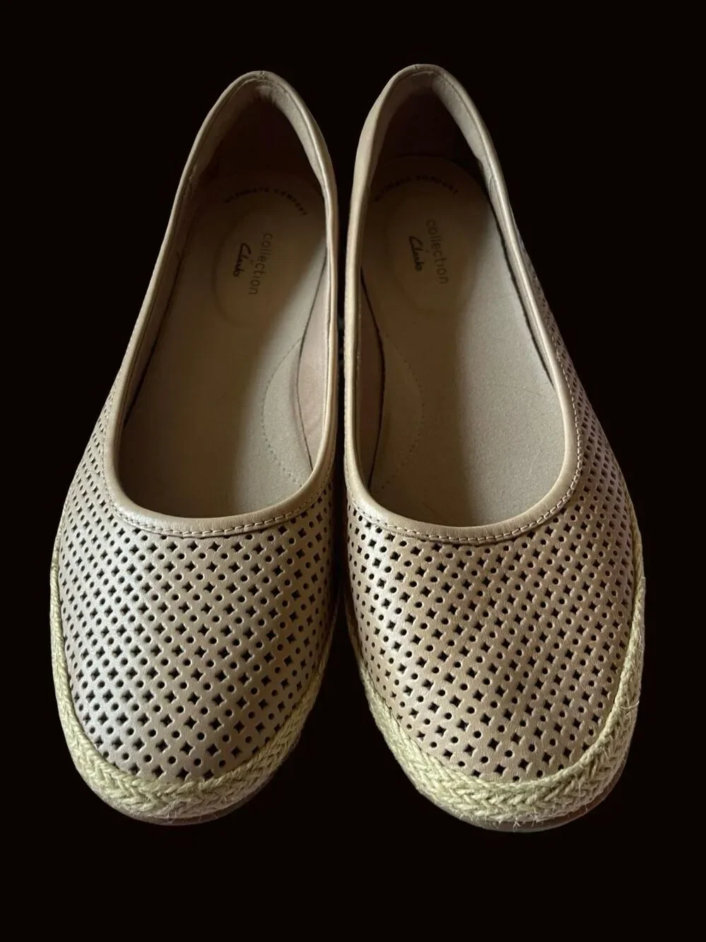 Clarks Womens Tan Danelly Adira Perforated Espadrille Slip On Flats Size 10
